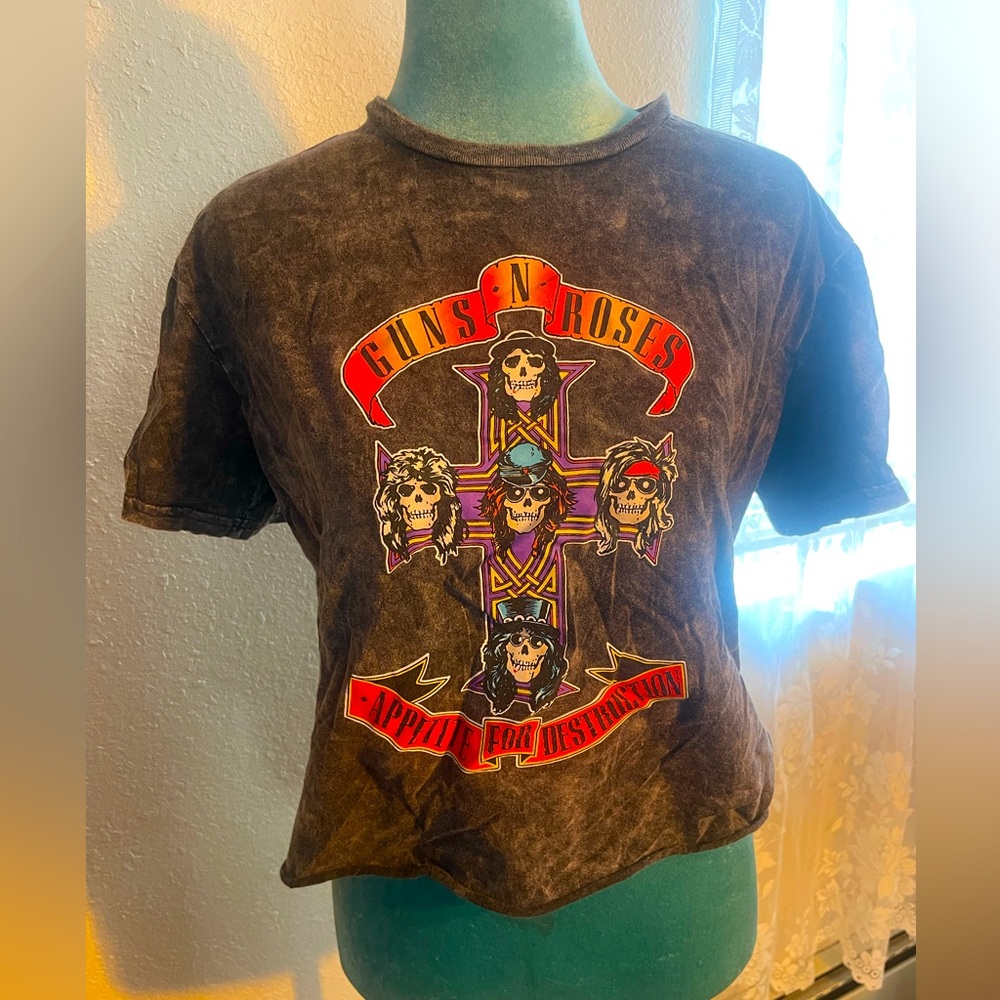 Guns N’ Roses: graphic band tee